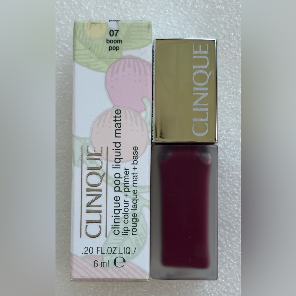 ✨✨CLINIQUE POP Liquid MATTE Lip Color + Primer in LOVE POP Full Size ✨ ✨